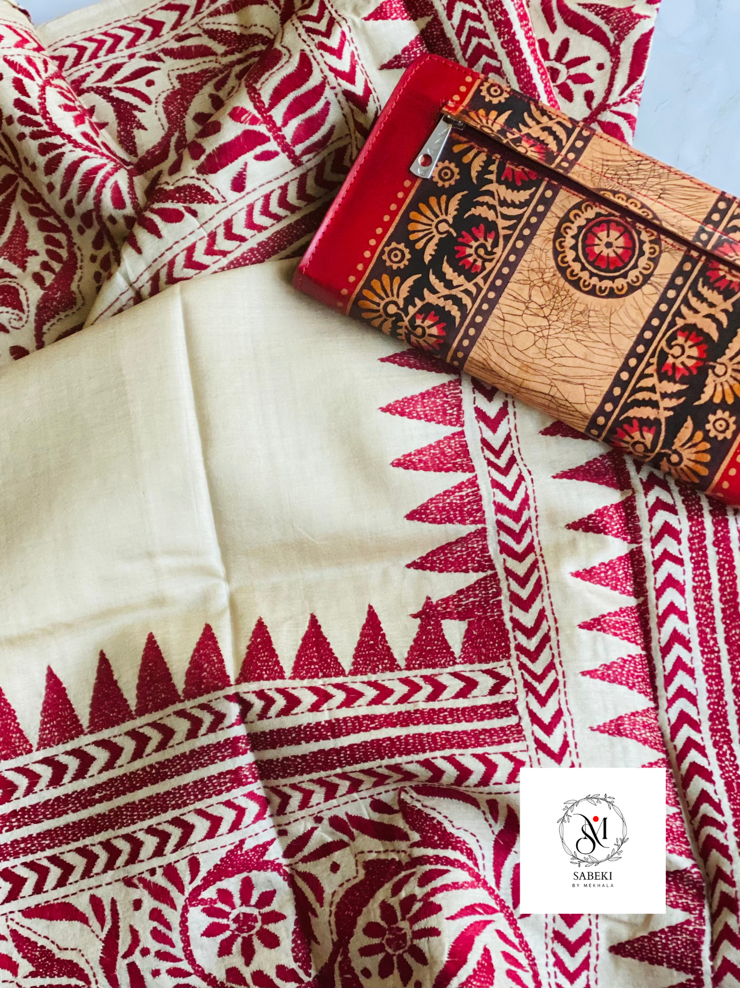 Gachi Tussar in Maroon