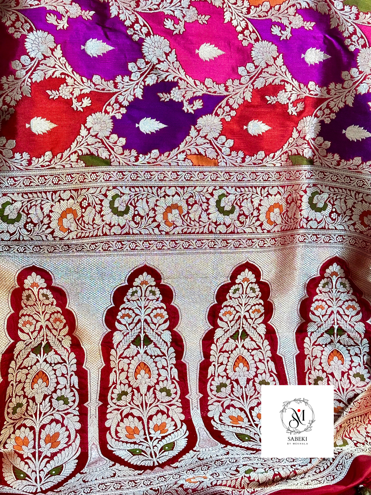 Manikarnika Handwoven Rangkat Katan Banarasi