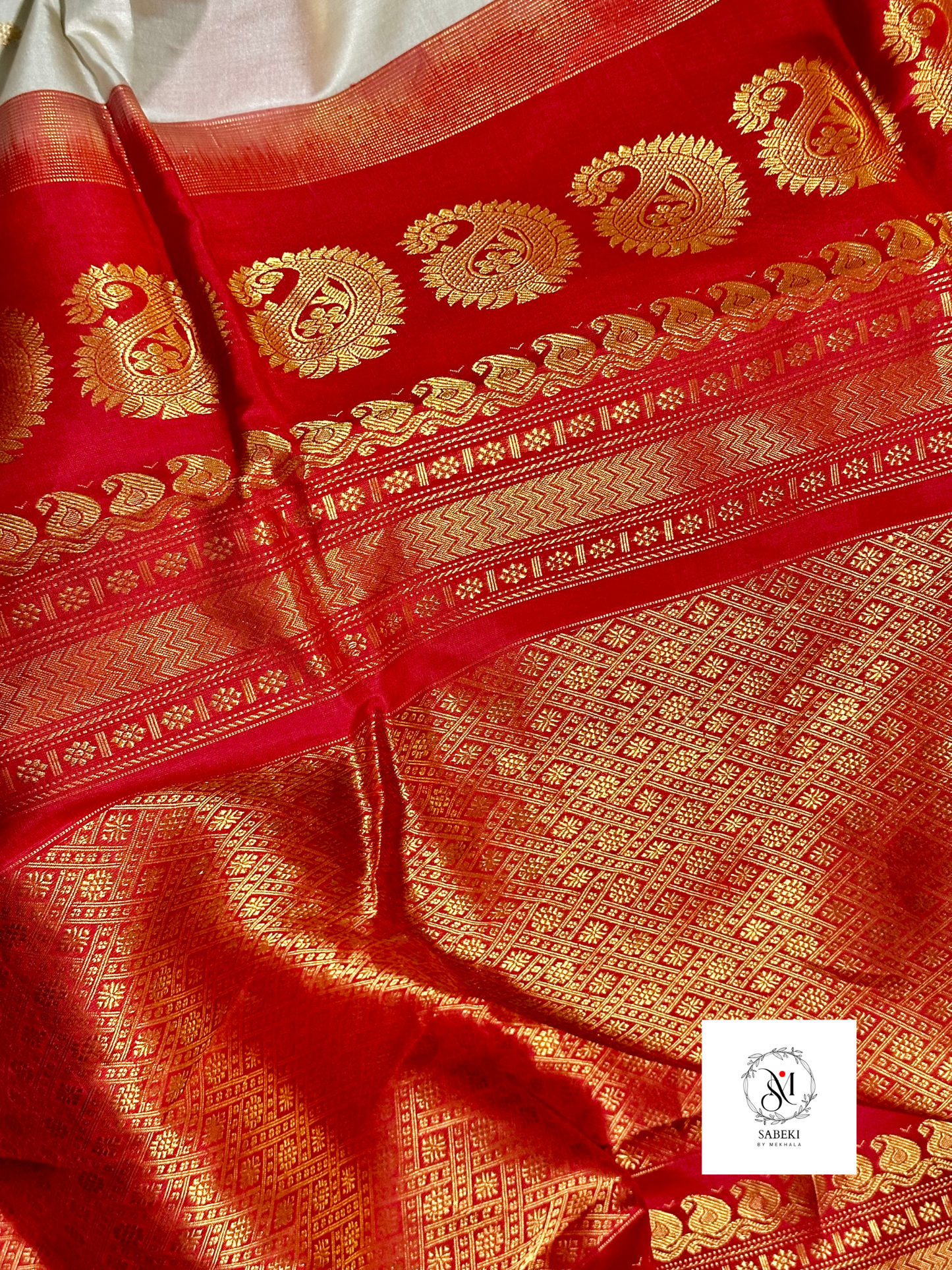 Metallic Gray and Red pure silk Gadwal