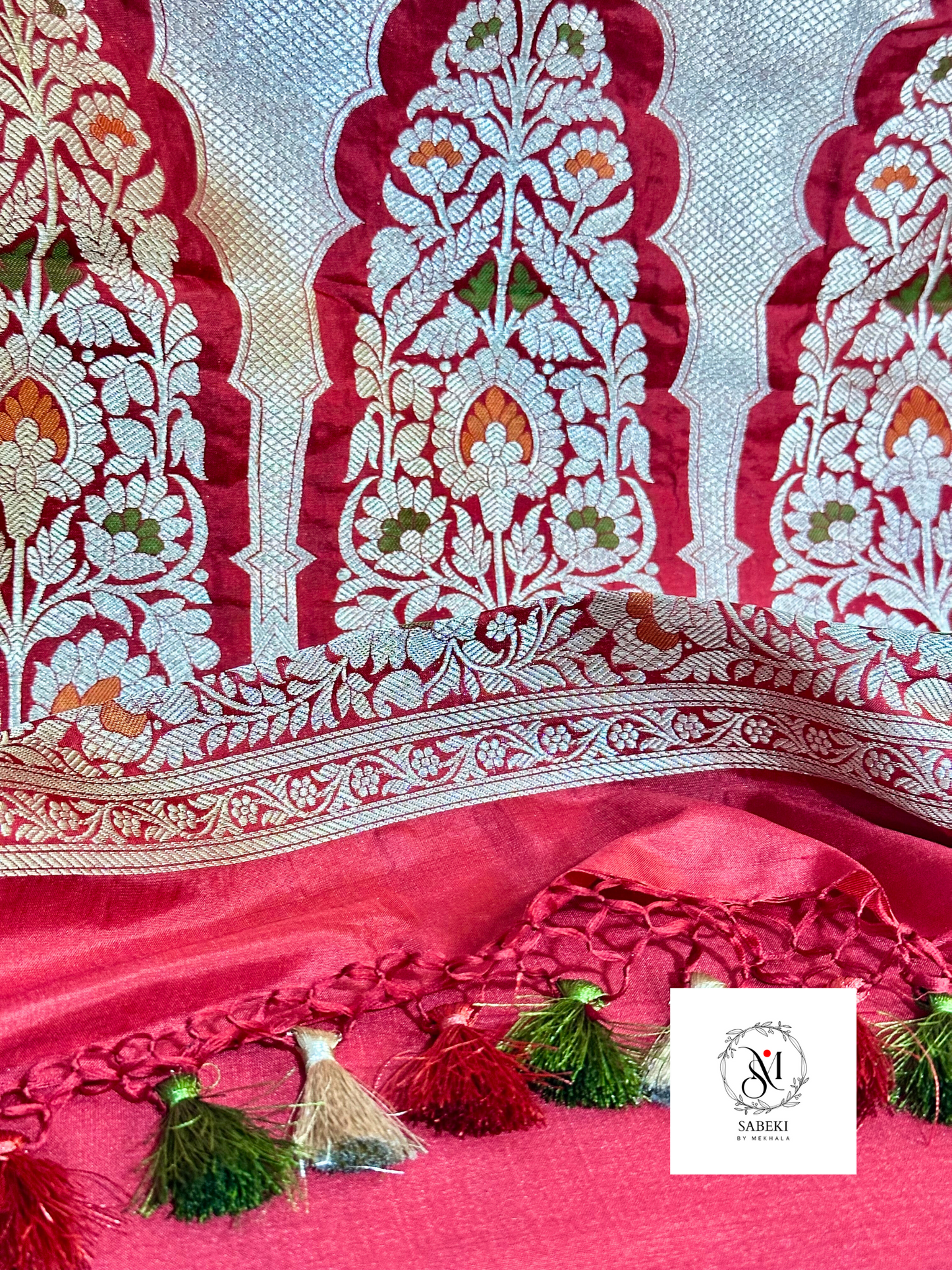 Manikarnika Handwoven Rangkat Katan Banarasi