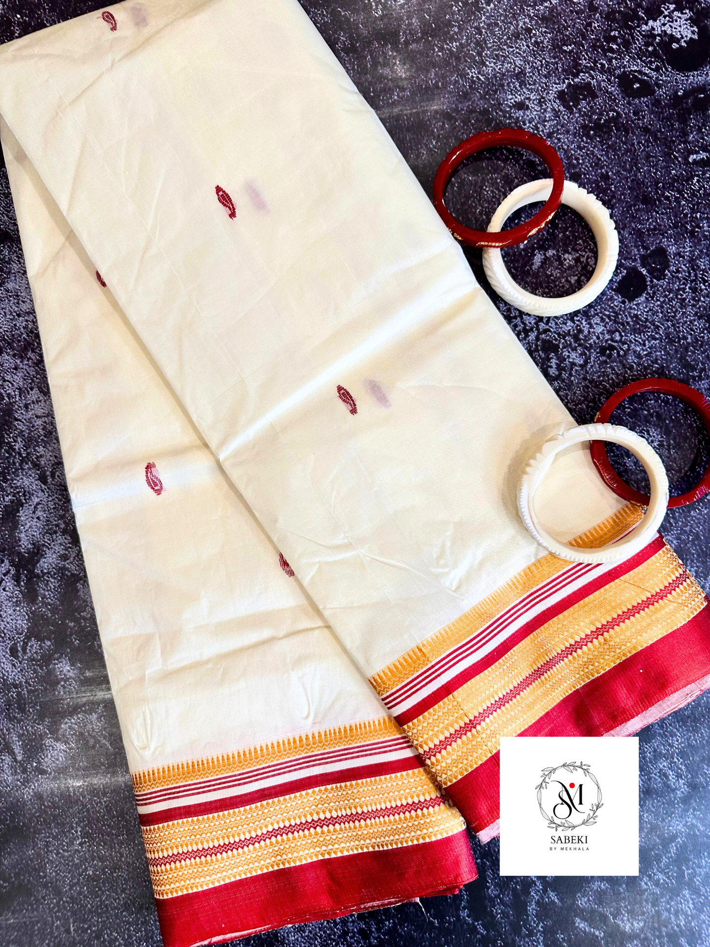 Red and yellow border Gorod-5 paisley motif