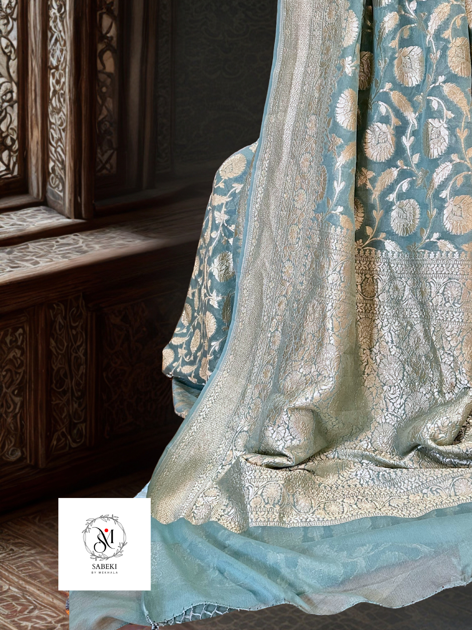 Khaddi georgette Banarasi in Pastel Aqua Blue with Antique Zari-6 (Jaal)