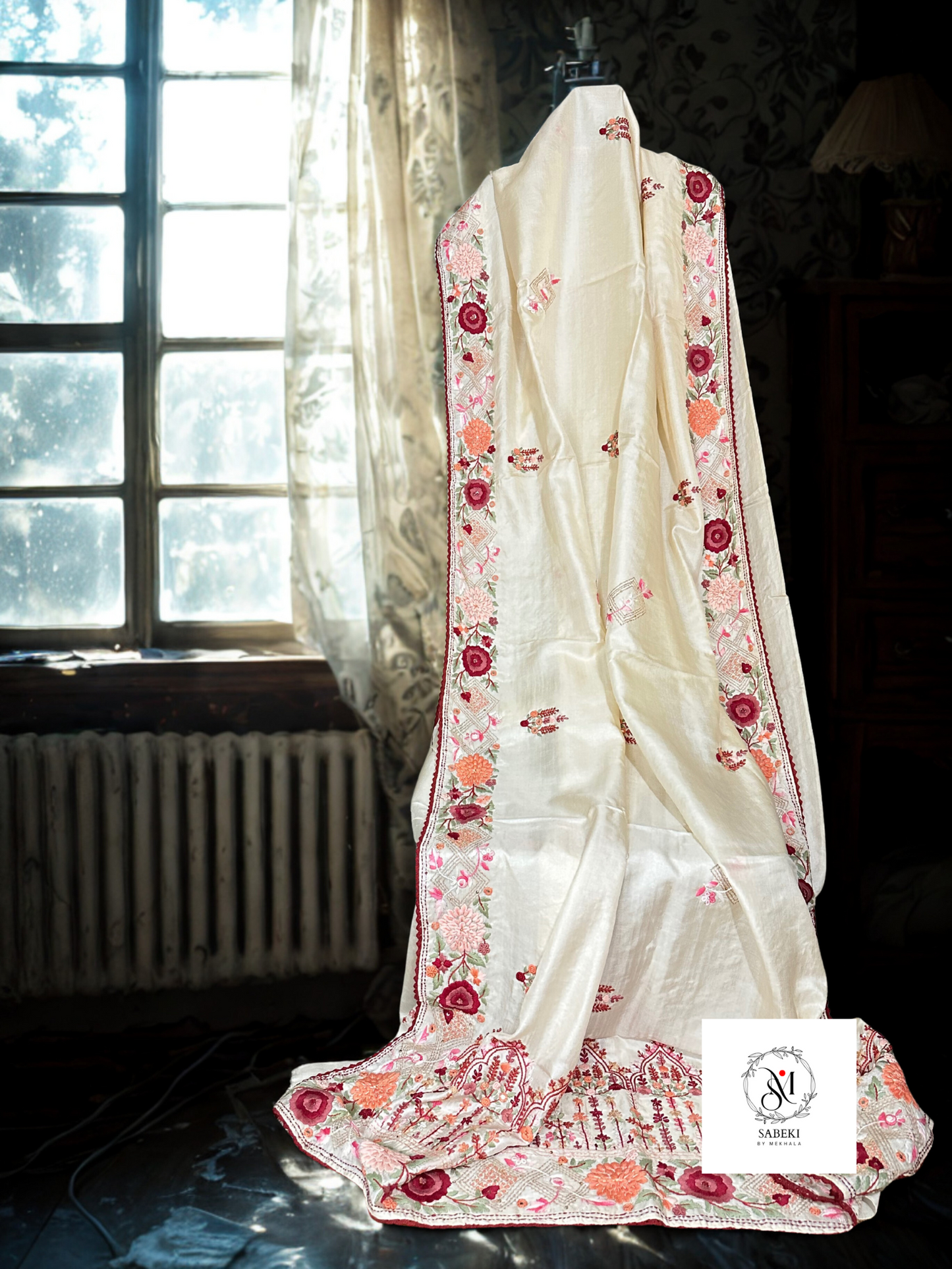 Off White Parsi Gara