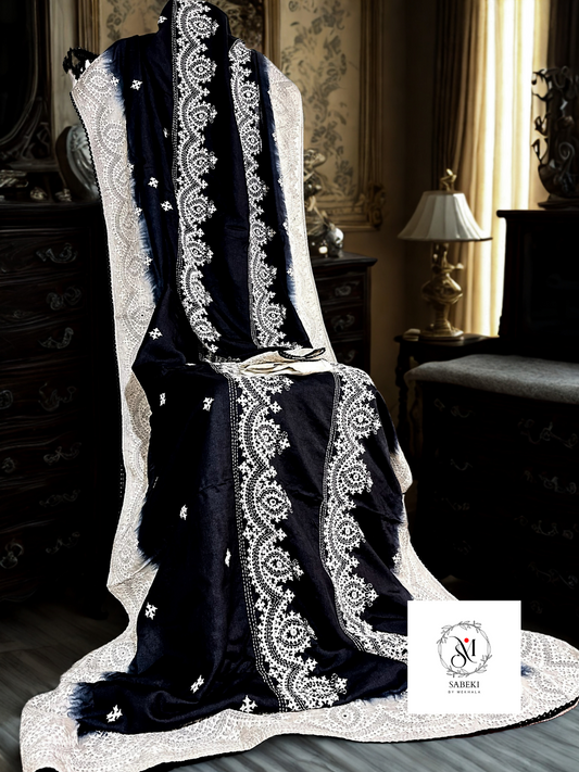Dyed Black and White 4 line Gujrati Tussar