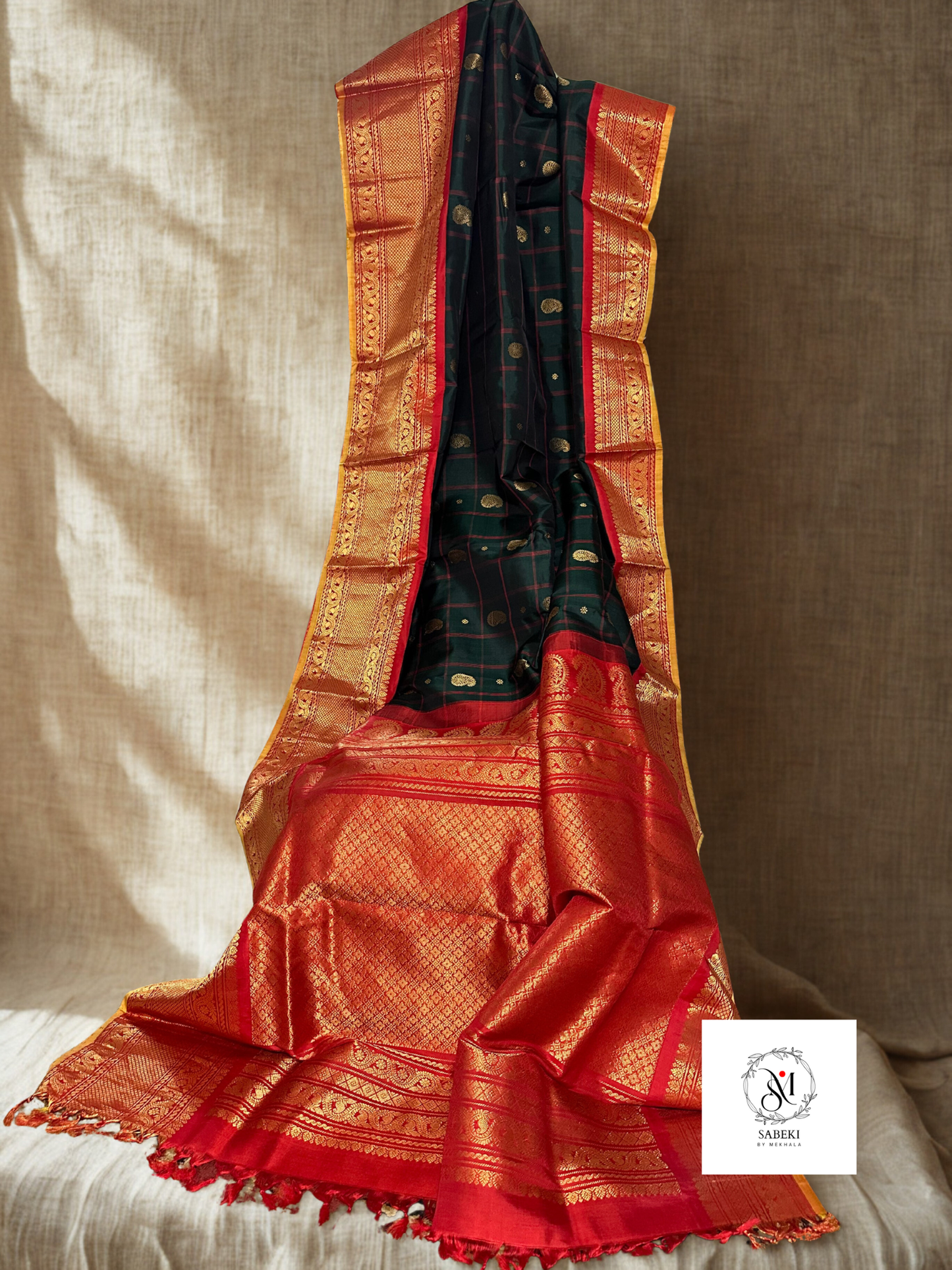 Dark Green and Red pure silk Gadwal