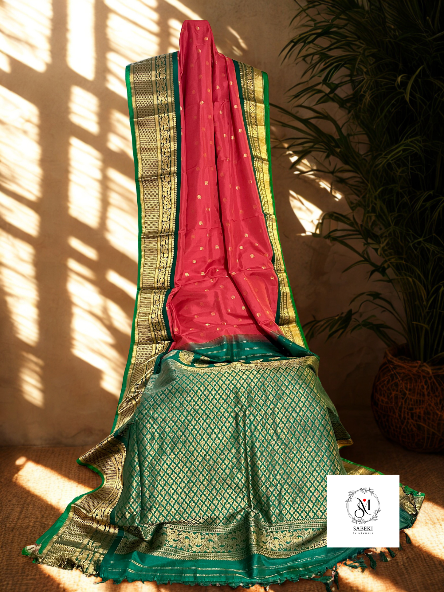 Chili Red and Green pure silk Gadwal