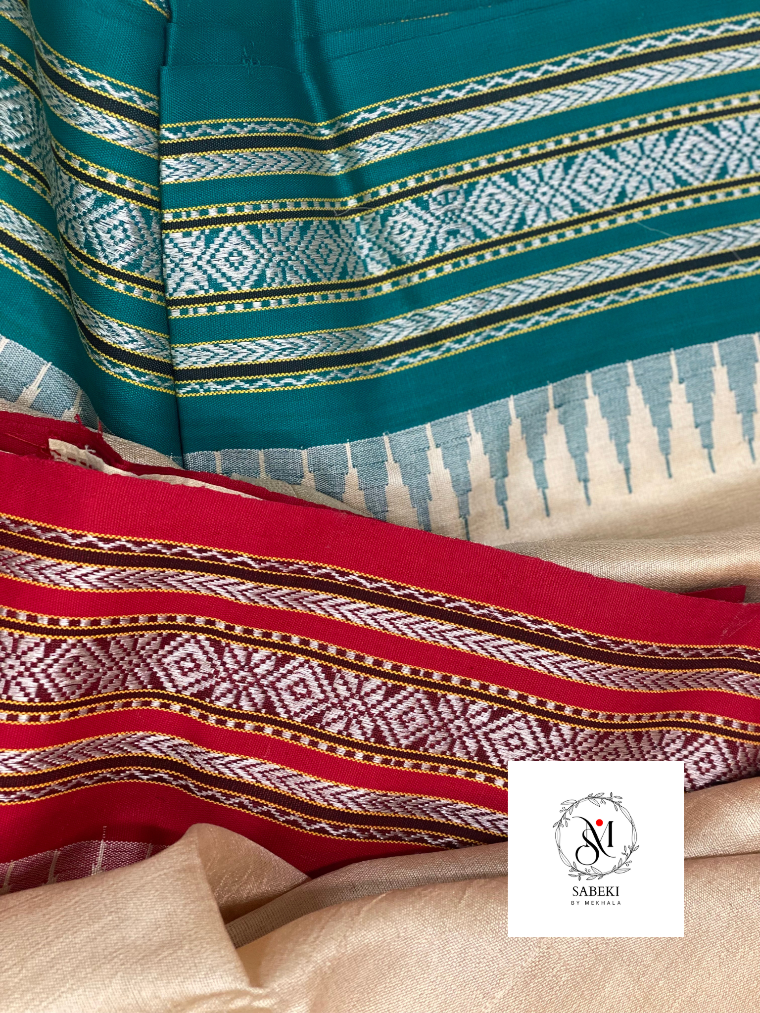 Vibarbha Karvati Kinar with Red and Green borders Tussar-6