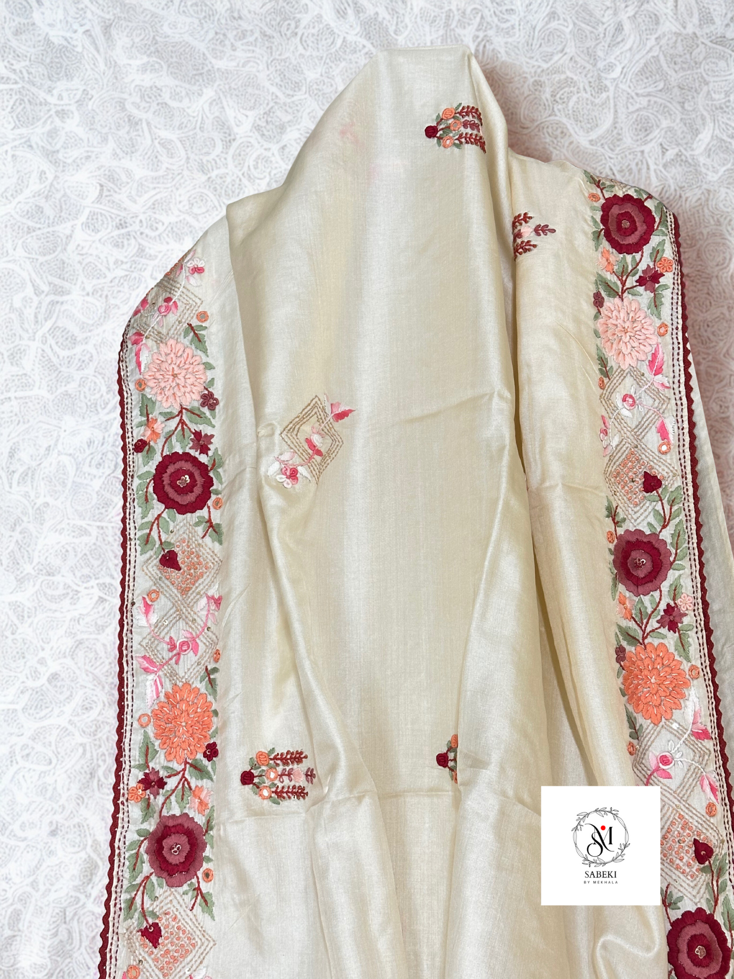 Off White Parsi Gara