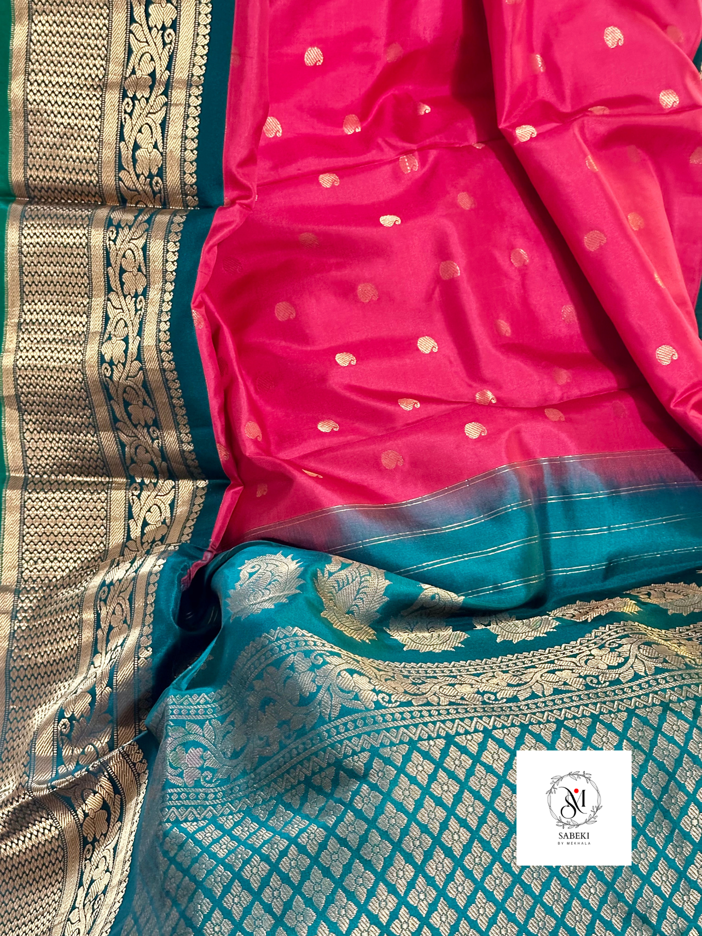 Chili Red and Green pure silk Gadwal