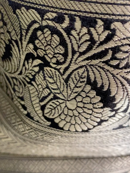 Black-Silver Kaduwa Katan Banarasi
