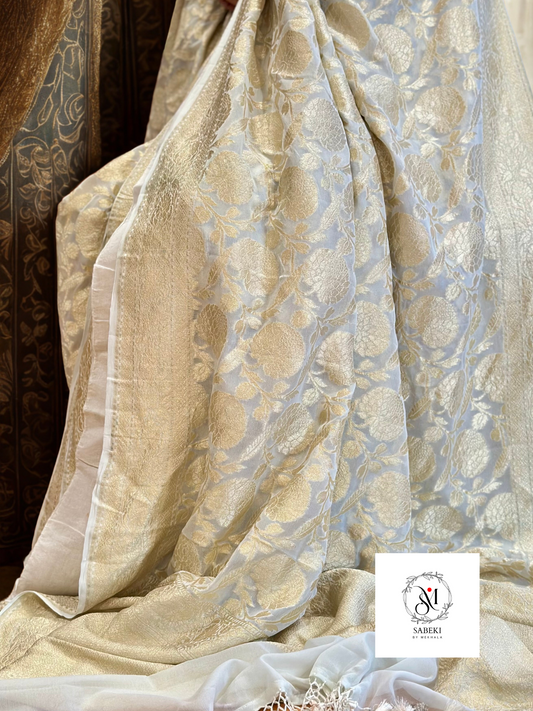 Khaddi georgette Banarasi in off-white with Antique Zari-3